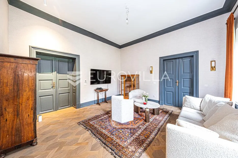 zagreb, gornji grad, demetrova ulica, luksuzan peterosoban stan 260 m² u palači s atrijem - slika 23