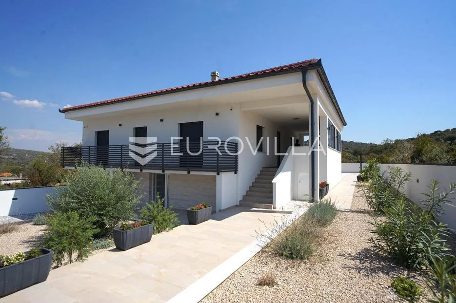 Zadar, Polača, prekrasna villa s bazenom na mirnoj lokaciji - Donja Jagodnja, Polača