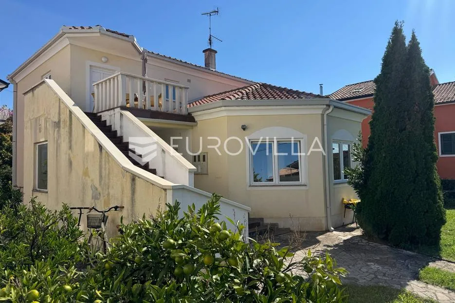 istra, novigrad, stan u prizemlju s okućnicom i parkingom 400 m od mora - slika 3