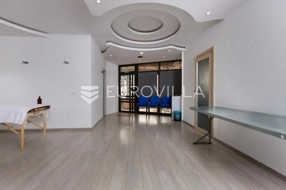 opatija, volosko, reprezentativan poslovni prostor, terasa 100 m² - slika 9