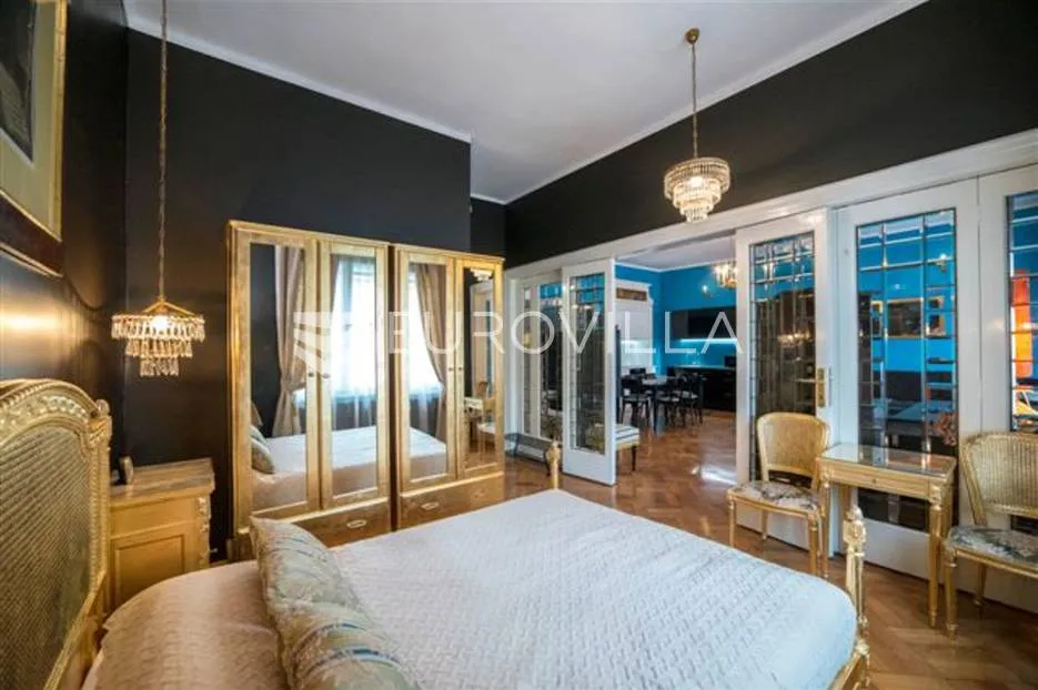 zagreb, centar, luksuzan dvosoban stan površine 65 m² na 50 m od ilice - slika 1