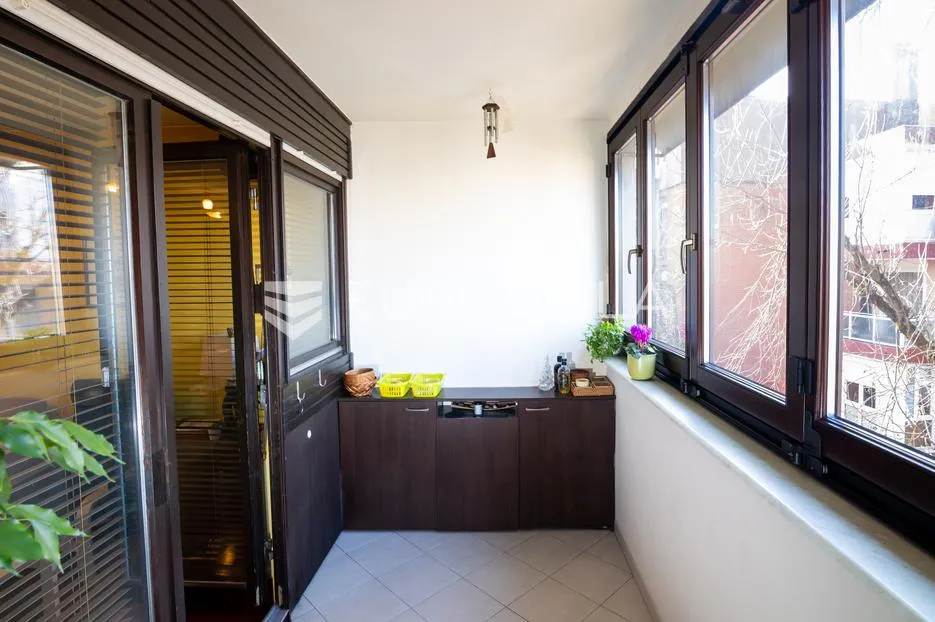 zagreb, sloboština, prostran četverosoban stan, neto površine 93 m² - slika 4