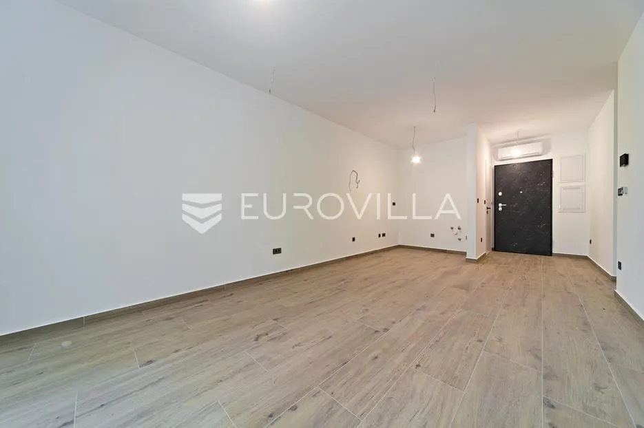 osijek, gornji grad, centar, novogradnja, dvosoban stan s loggiom - slika 2
