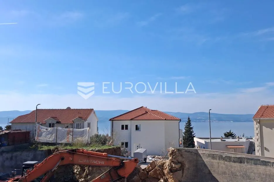 omiška rivijera, jednosoban stan na trećem katu novogradnje s pogledom na more - slika 2