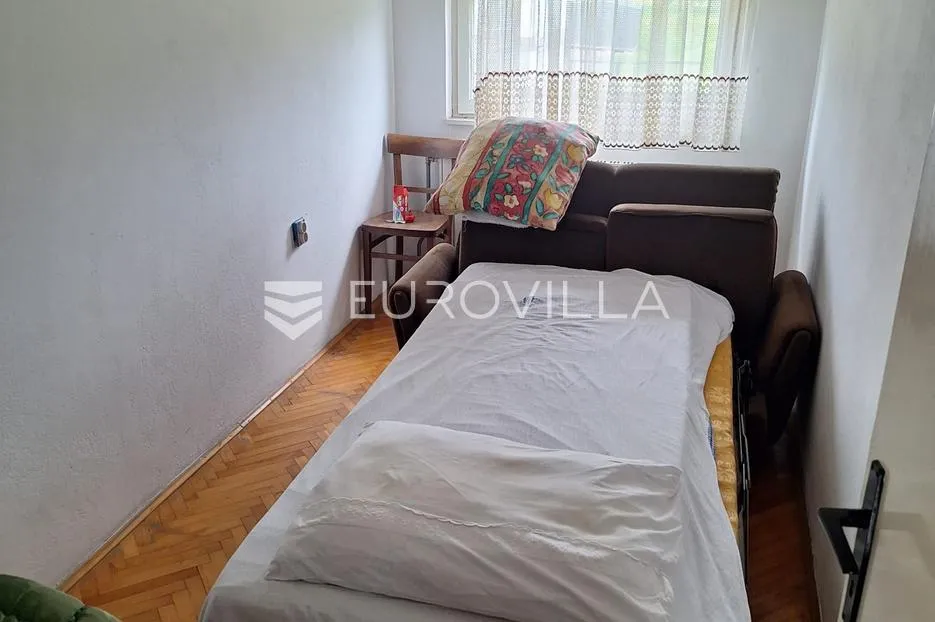 karlovac, popović brdo, kuća 400 m2 na mirnoj lokaciji - slika 6