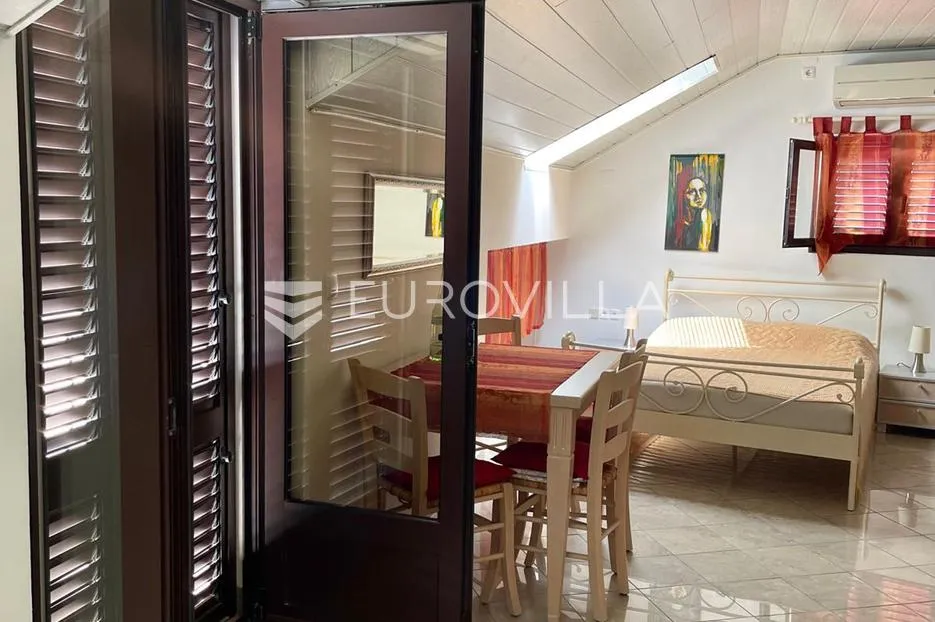 crikvenica, kuća sa 4 apartmana i 2 poslovna prostora, centar, pogled na more - slika 30