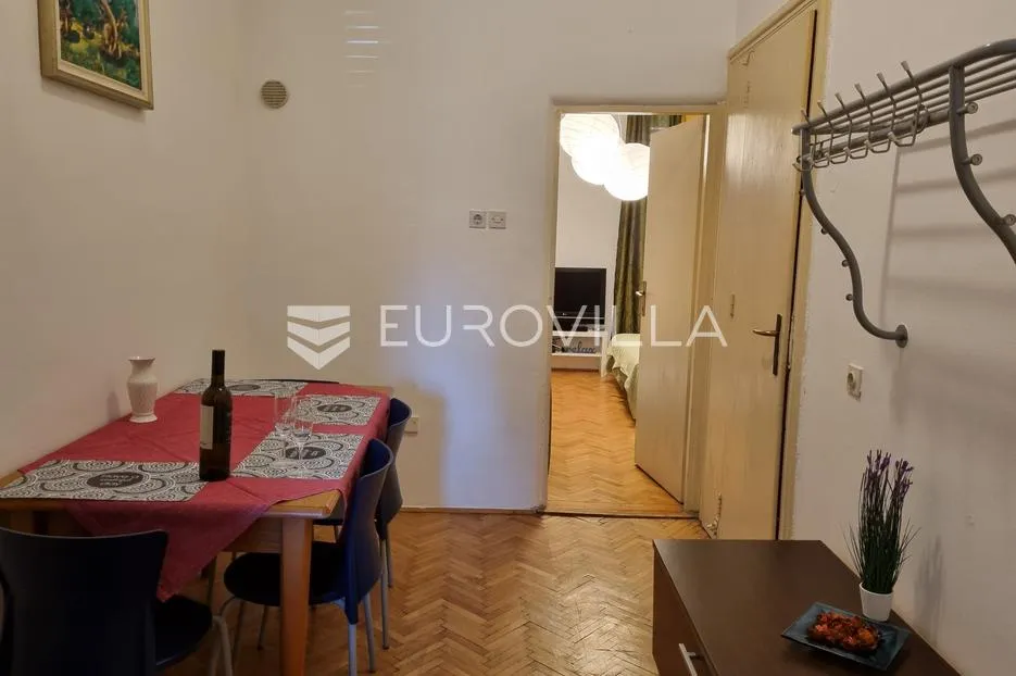 pula, zgrada sa 4 stana po 40 m2 u centru grada - pogodna za najam - slika 44