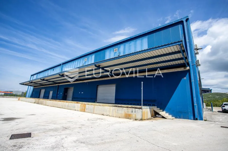 dugopolje, gospodarska zona, distribucijsko skladišni objekt ukupne površine 4.100 m² - slika 3