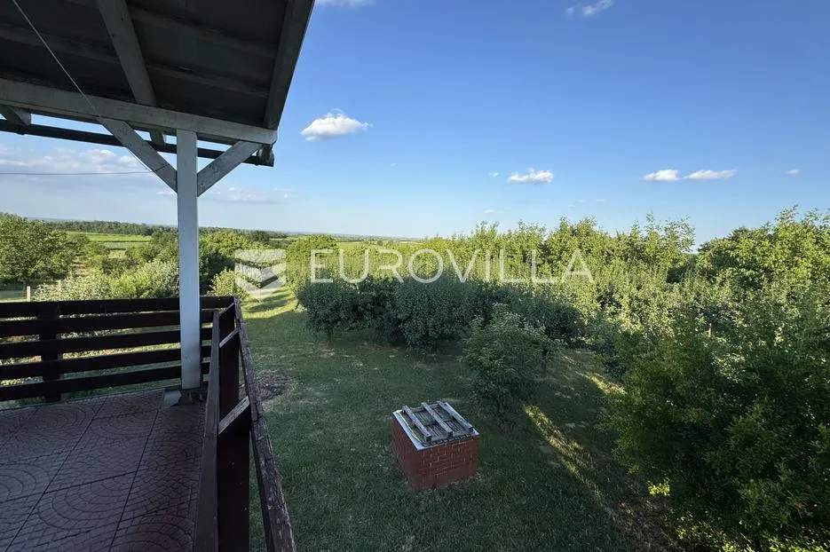 mandićevac, prekrasna katnica 150 m2 na zemljištu od 2854 m2 - slika 5