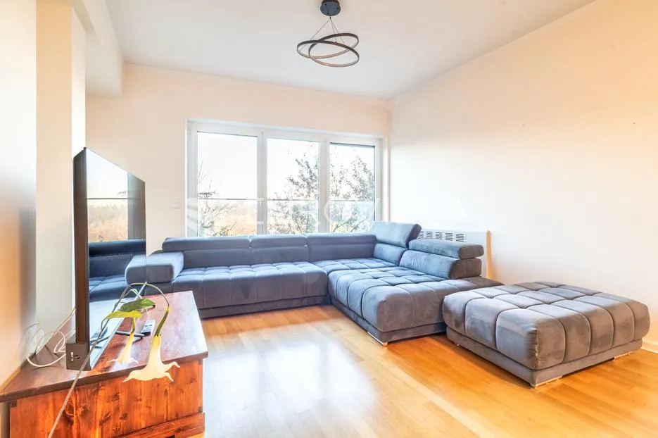 zagreb, medveščak, atraktivan četverosoban stan 121 m² - slika 2
