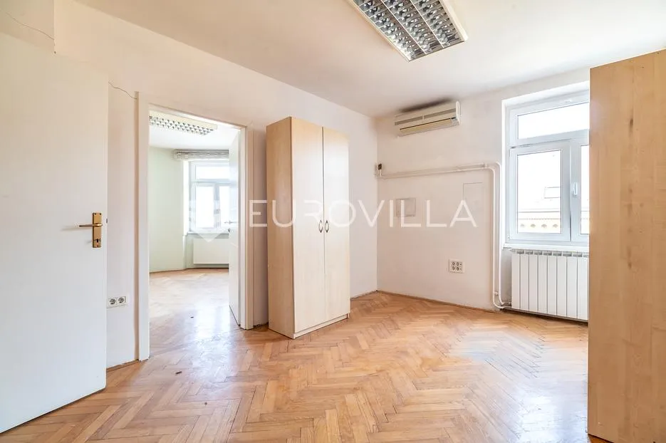 zagreb, centar, prostran stambeno, poslovni prostor za adaptaciju, 451 m² - slika 2