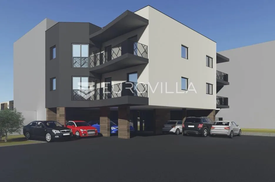pula, ekskluzivna prodaja, trosoban stan u samom centru pule nkp 55 m2 - slika 12