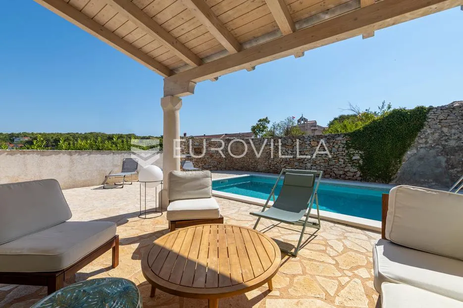 hvar, vrboska, predivna kamena vila u blizini mora - slika 7