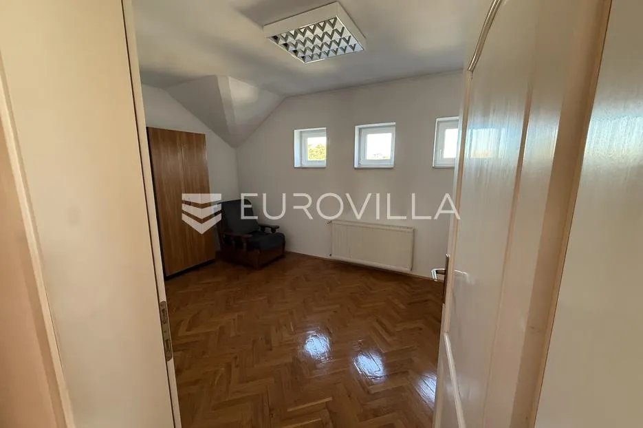 vinkovci, lenije, poslovno, stambena zgrada 700 m² - slika 23