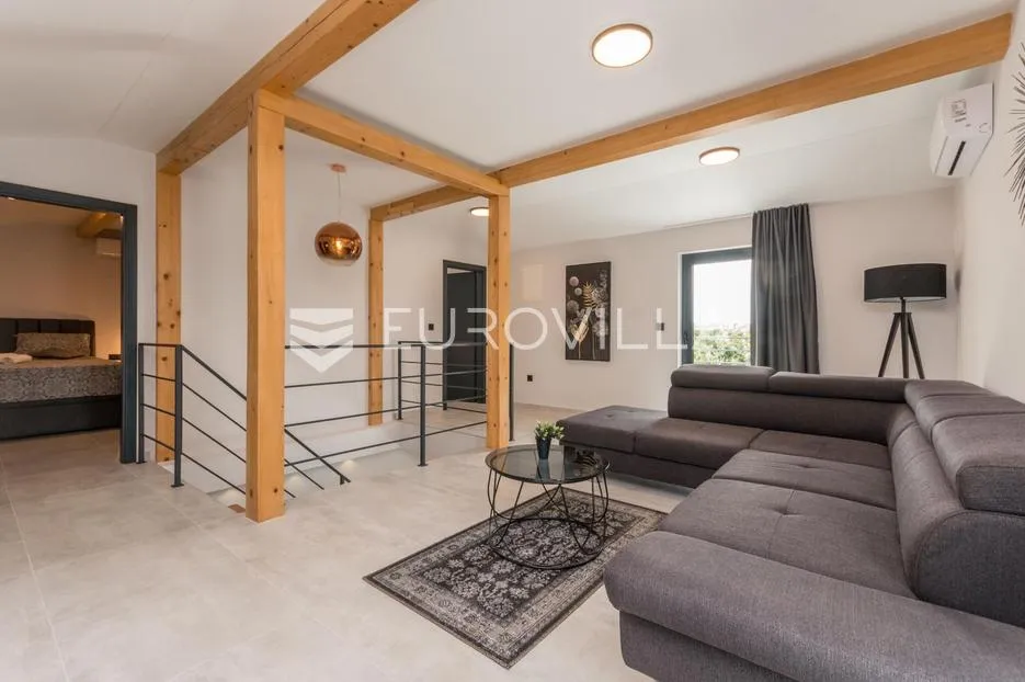 zadar, crno, moderna vila na predivnoj privatnoj lokaciji - slika 16