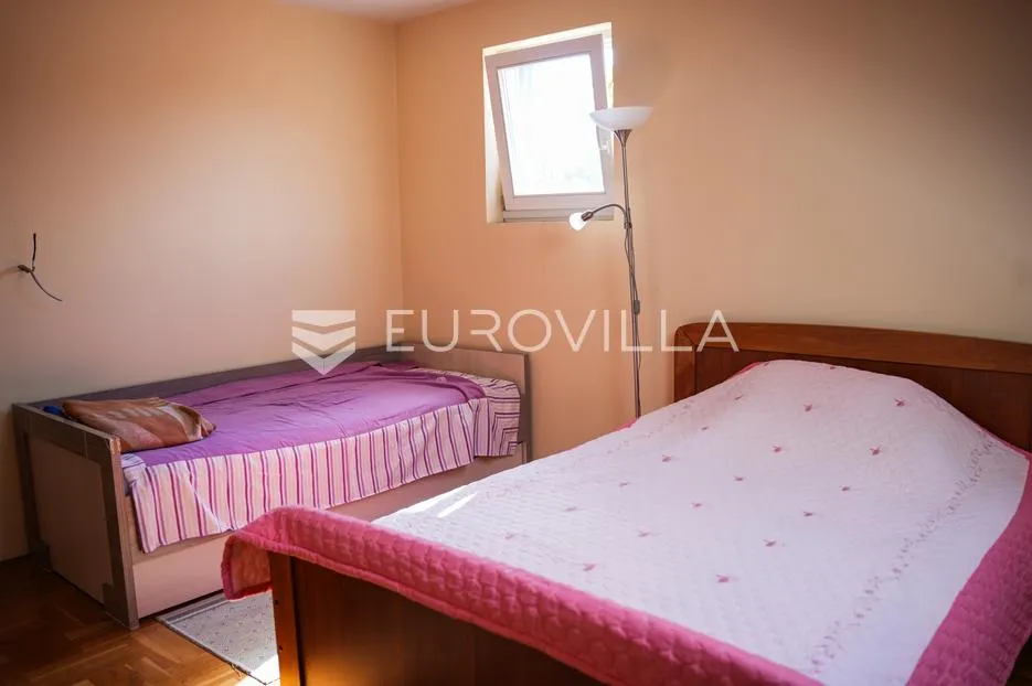 vinkovci, kuća 300 m², centar, namještena, odmah useljiva - slika 19