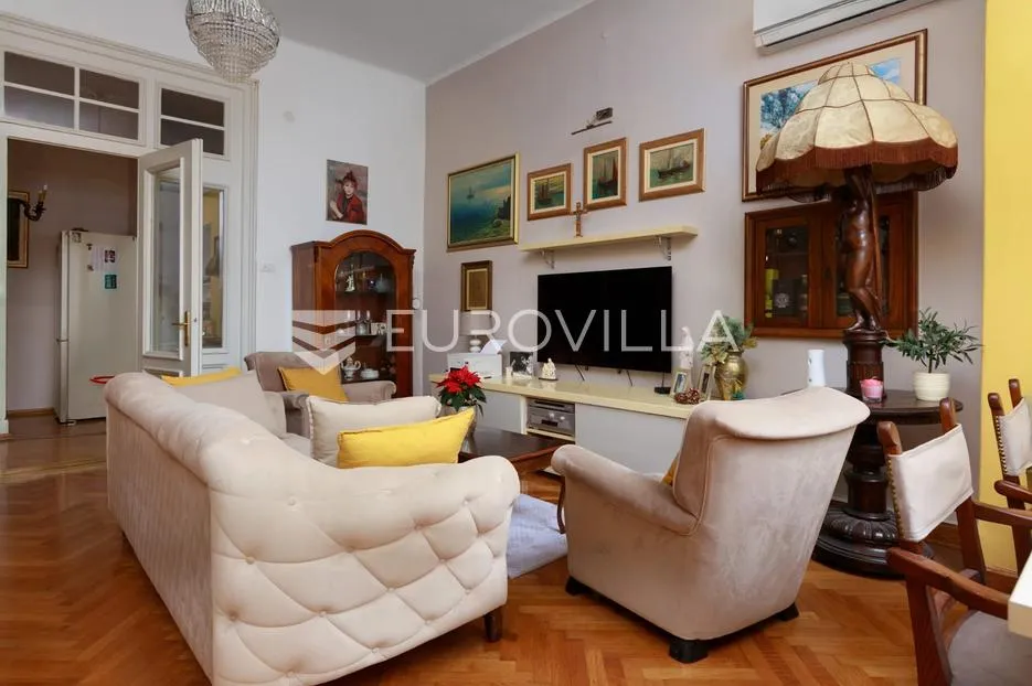 pećine, stan 107, 22 m², okućnica i terasa 30m od mora - slika 2