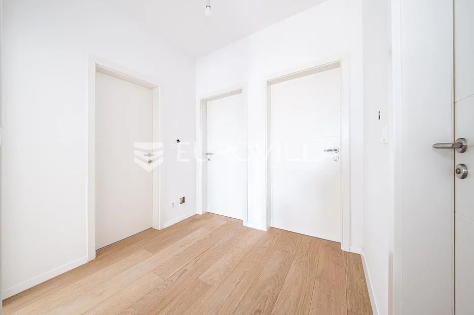 zagreb, remete, novogradnja, urbana villa s dva četverosoban luksuzna stana - slika 7
