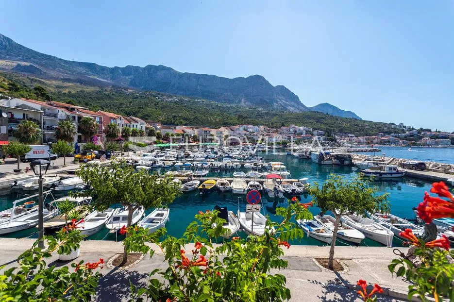 podgora, višestambena kuća s prekrasnim pogledom, prvi red do mora - slika 19