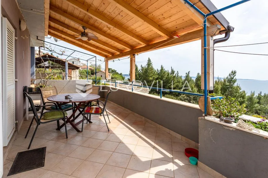 hvar, prekrasna nekretnina na južnoj strani otoka s otvorenim pogledom na more - slika 2