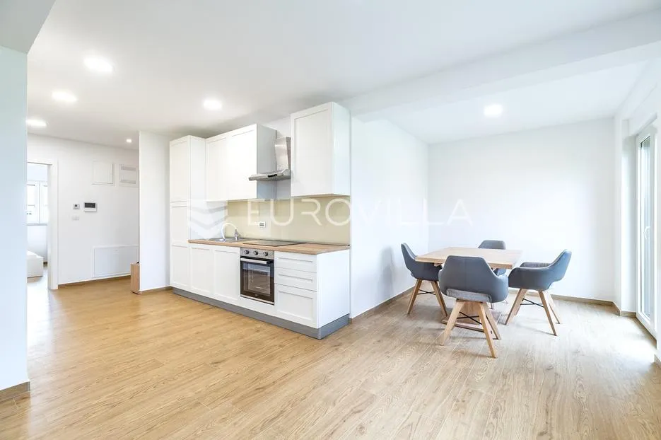 zagreb, dubrava, prvi najam, prekrasan trosoban stan, parking, spremište, 67 m² - slika 1