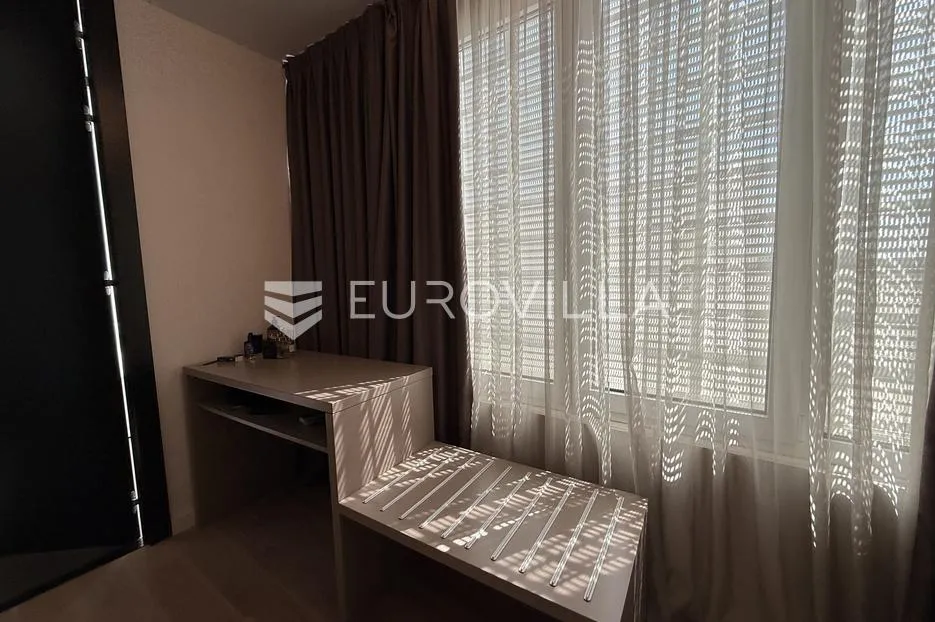 zadar, tiz, ekskluzivan penthouse s panoramskim pogledom na more, terasom, garažnim mjestom - slika 30