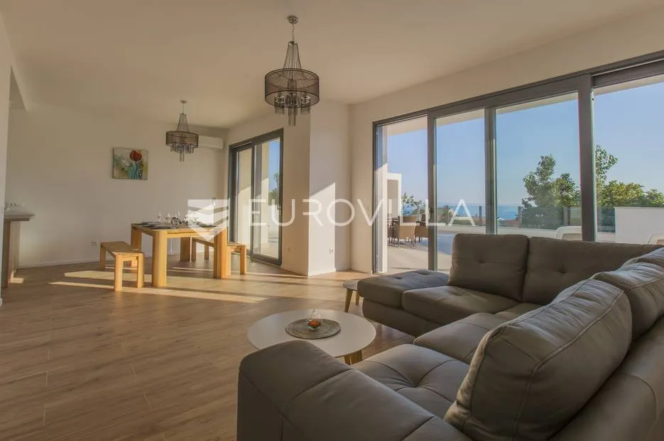 makarska, moderna vila s bazenom - slika 9
