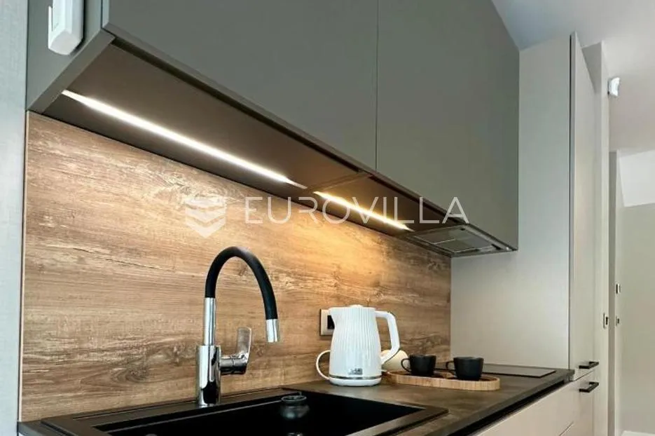 mošćenićka draga, prekrasna novo izgrađena villa s bazenom - slika 8
