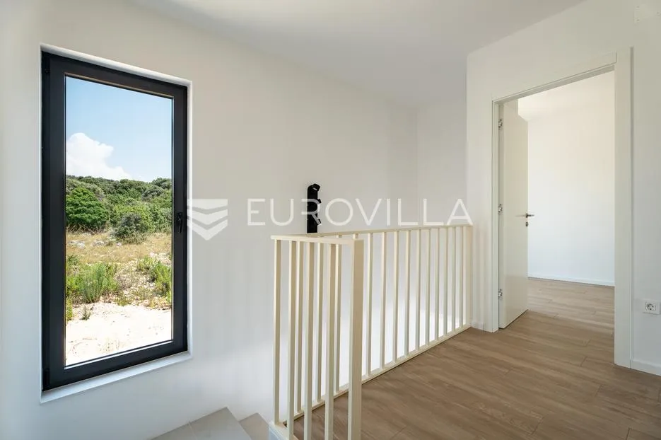 pag, mandre, luksuzno moderna vila 2, u nizu s bazenom i pogledom na more 130 m² - slika 42