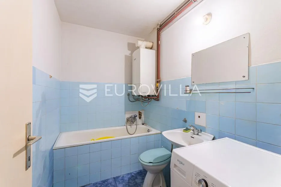 varaždin, banfica dvosobni stan površine 57 m² - slika 5