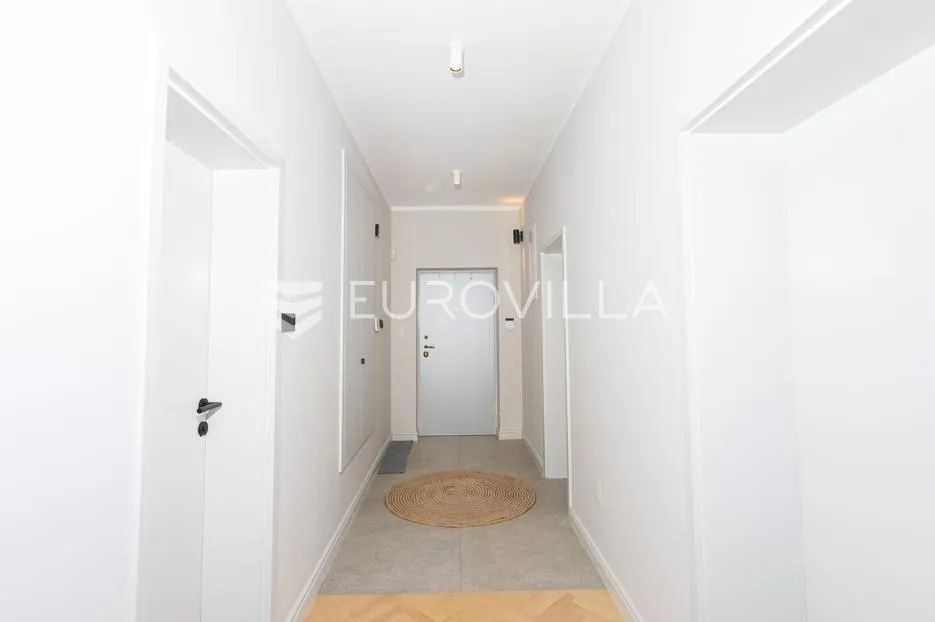 opatija, centar, luksuzan četverosoban stan 110 m² - slika 16