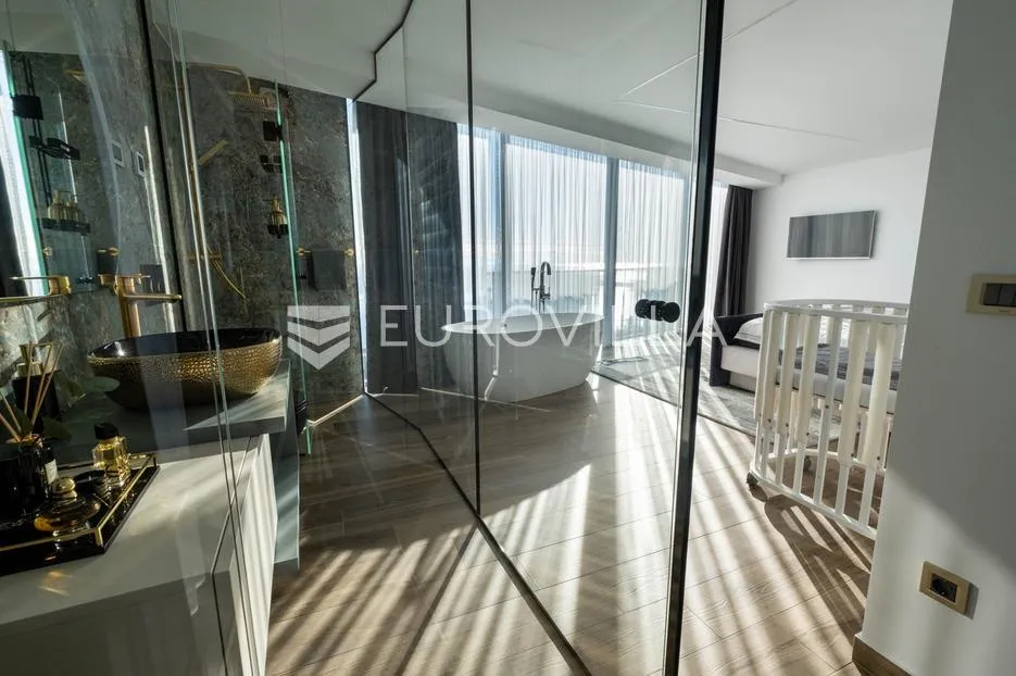 opatija, prekrasan penthause 228 m² s besprijekornim pogledom - slika 45