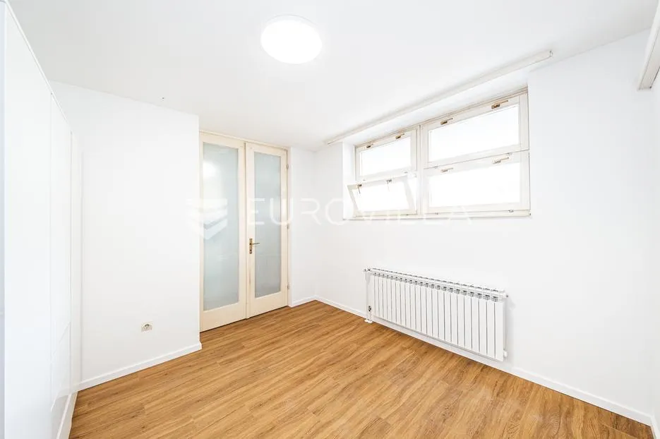 zagreb centar, vlaška, komforan trosoban stan 72 m² s garažnim parkirnim mjestom - slika 9