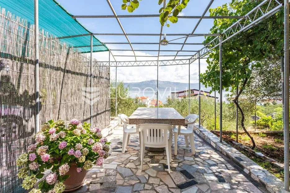 čiovo, lijepa samostojeća kuća s otvorenim pogledom na more - slika 31