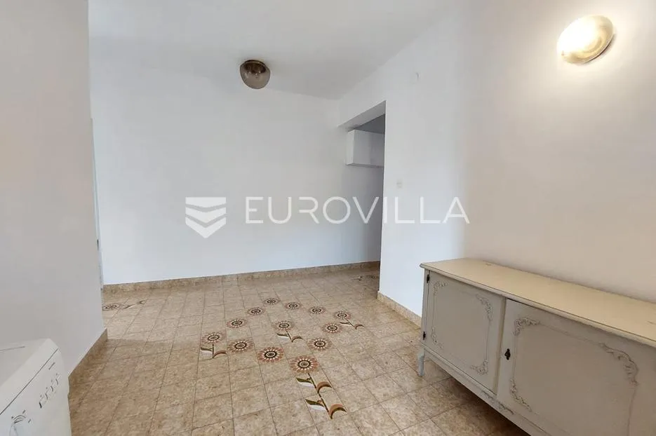 istra, pula, prostran stan na vidikovcu, 141,38 m², parkirno mjesto - slika 14