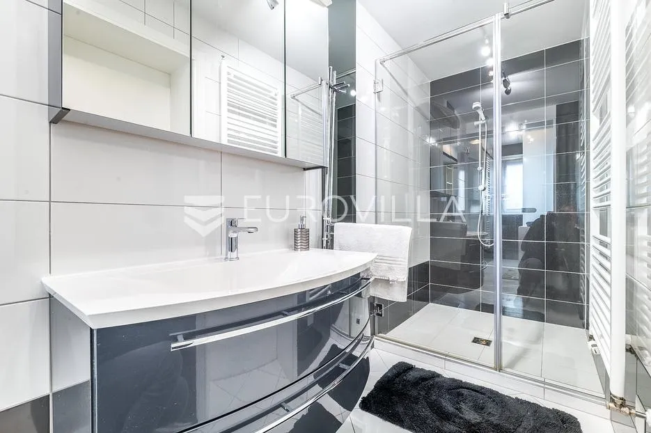 zagreb, centar, buconjićeva, četverosoban stan 226 m², terasa 2 parkirna mjesta - slika 9