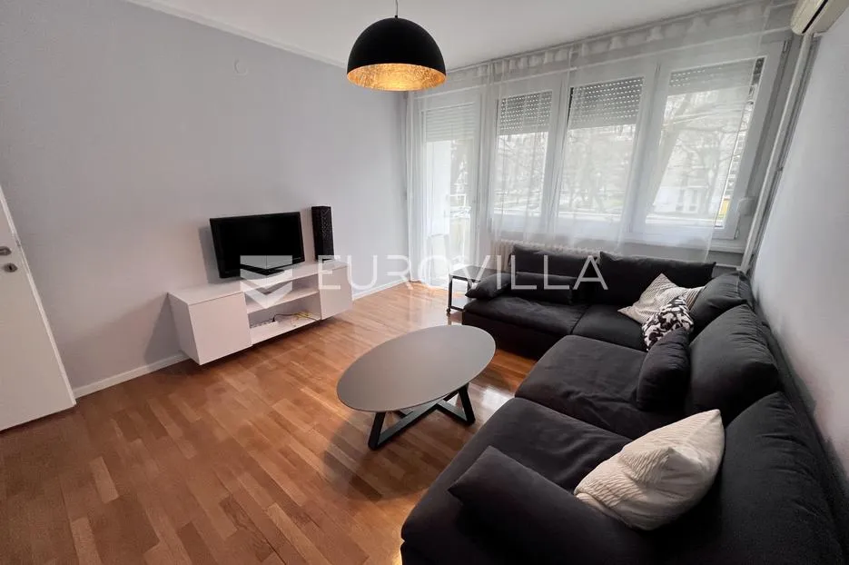 novi zagreb, utrine, elegantan, novoadaptiran dvosoban stan od 57 m² na 1. katu - slika 1
