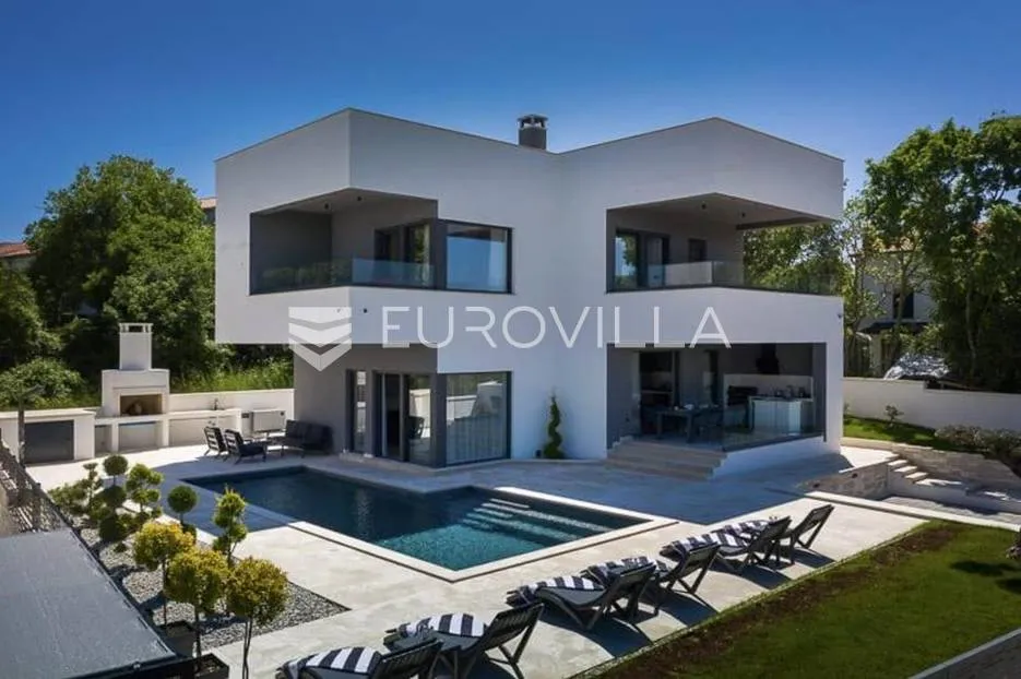 Istra, Rakalj, prekrasna vila s pogledom na Raški zaljev NKP 270 m2 - Rakalj, Marčana