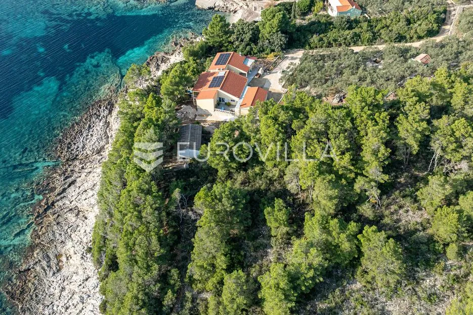otok korčula, vela luka, građevinsko zemljište uz more - slika 9
