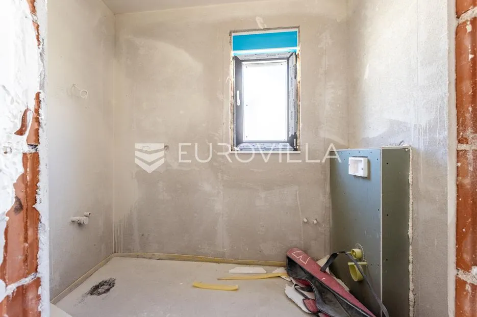 vodice, dvoetažni stan s bazenom i vrtom u izgradnji, 100,34 m² - slika 11
