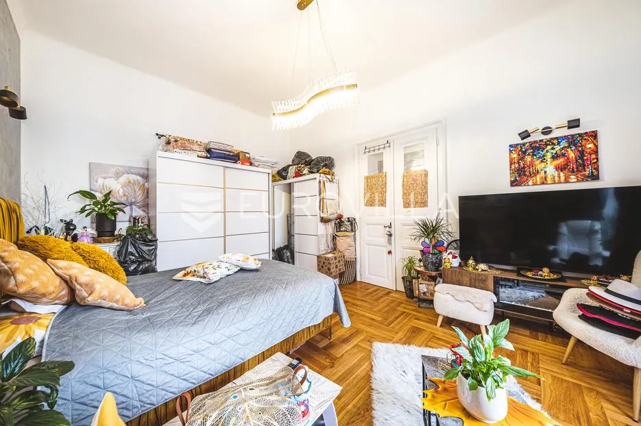 zagreb, trg dr. franje tuđmana, prekrasan četverosoban stan 95 m² - slika 6