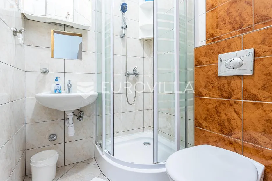promajna, apartmanska kuća u blizini mora - slika 33