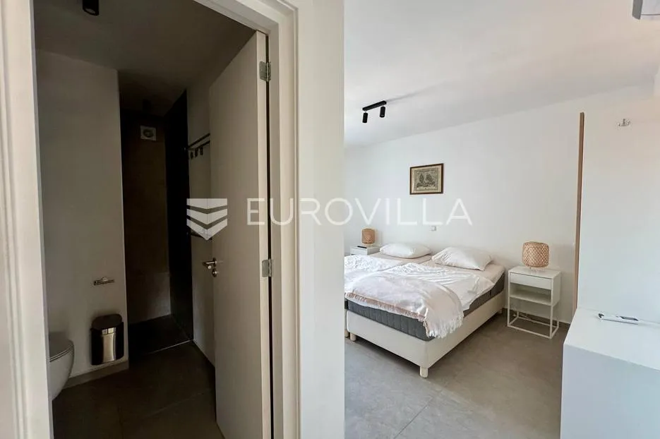 istra, premantura, luskuzan stan s pogledom na more i jacuzzijem - slika 12