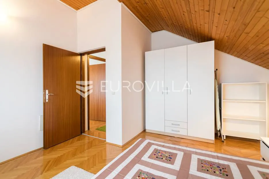 zagreb, horvatovac, funkcionalan četverosoban stan 120 m2 - slika 12