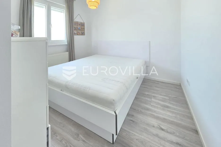dugo selo, namješteni četverosobni stan, 97 m² - slika 6
