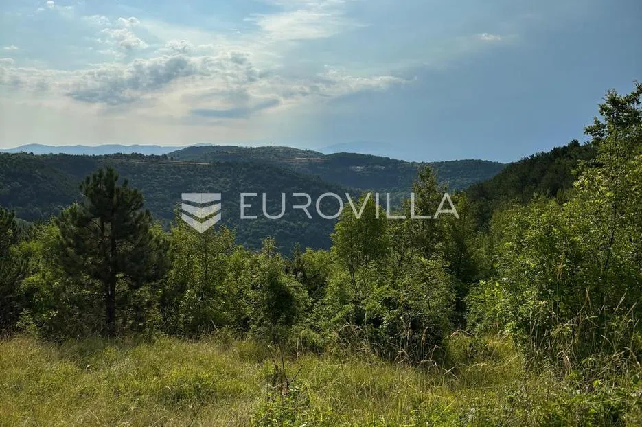 istra, okolica oprtlja, oaza mira s pogledom koji osvaja - slika 1