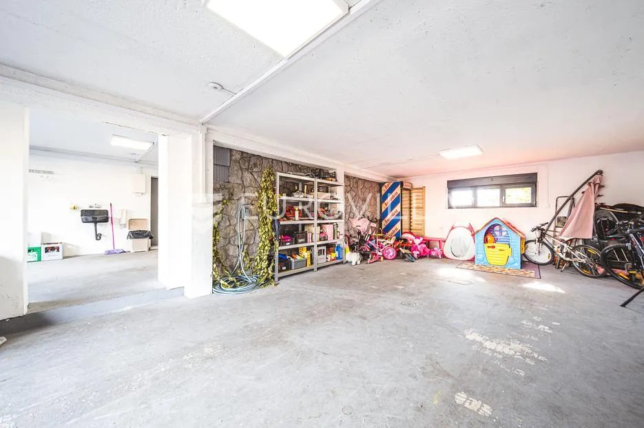 zagreb, podsused, predivna moderna kuća 278 m2 - slika 25
