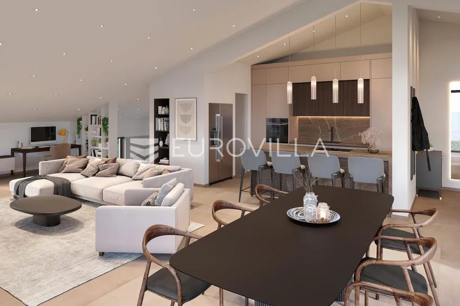 Istra, Rovinj, predivan stan u novogradnji, 300 m od mora