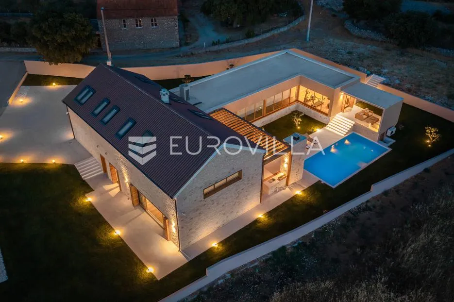šibenik, danilo kraljica, jedinstvena moderna vila - slika 2