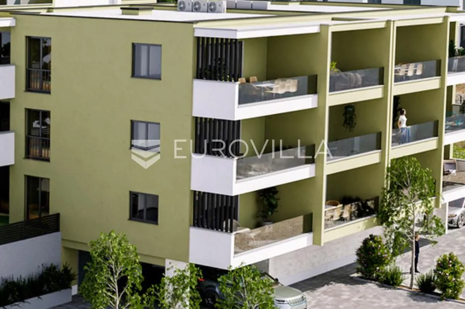 Makarska, komforan stan 81,20 m², 3. kat s pogledom na more